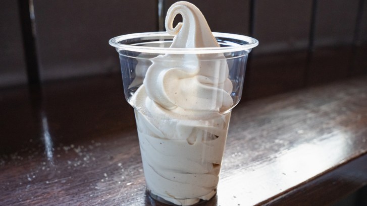 soft serve ice cream cup