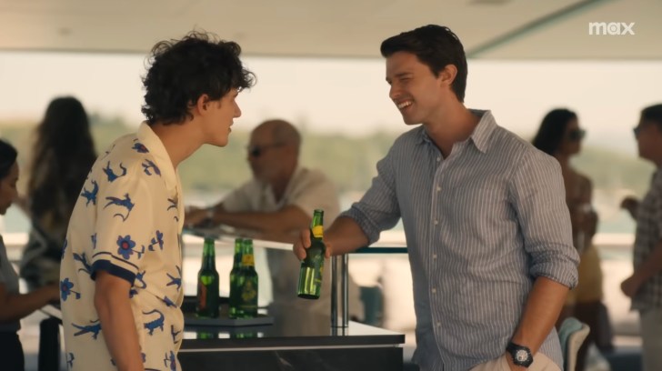 Saxon Ratliff wearing a $23,000 Hublot in Season 3 of The White Lotus