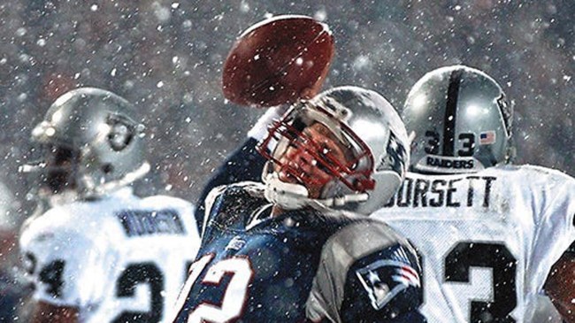 Tom-Brady-throws-football-in-snow