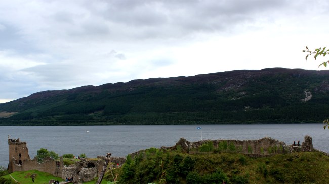 Urquhart-castle-and-Loch-Ness-in-Scotland