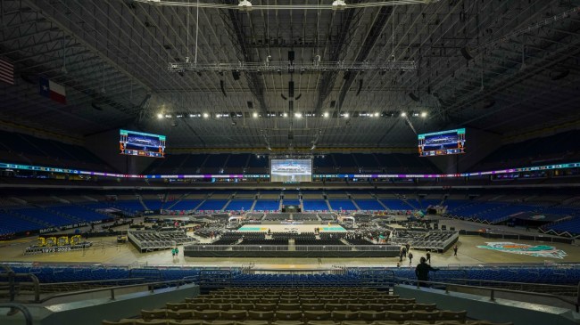 A view of the Alamodome before a San Antonio Spurs game.