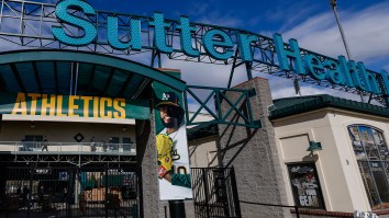 Cubs Player Forced To Make ‘Walk Of Shame’ At A’s New Ballpark Due To Absurd Bathroom Situation