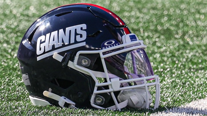 New York Giants helmet