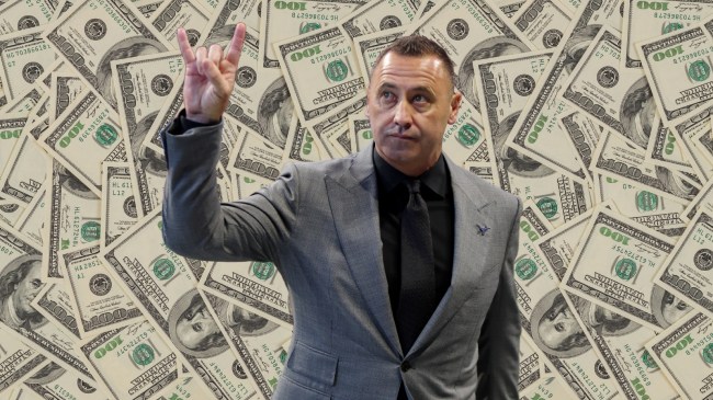 Texas head football coach Steve Sarkisian gives "Horns Up."