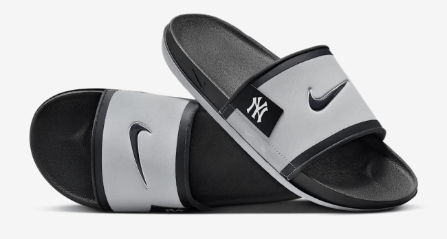 Nike Yankees Offcourt Slides
