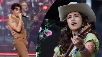 Appalachian Princess Sierra Ferrell Joins Joe Jonas For Ear-Tingling Duet Of Aerosmith Classic