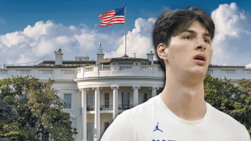 Florida Basketball’s 7-Foot-9 Freshman Reveals How He Fit On The Plane To Meet President Trump
