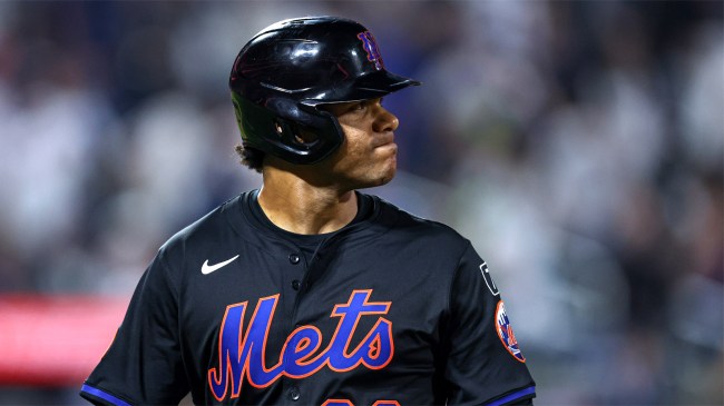 New-York-Mets-right-fielder-Juan-Soto-reacts-after-flying-out