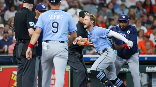 Tampa-Bay-Rays-shortstop-Taylor-Walls-argues-with-umpire-Nic-Lentz