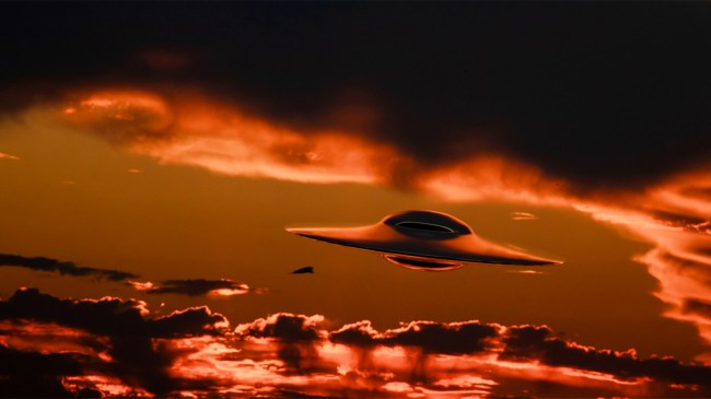flying-saucer-UFO-in-the-sky