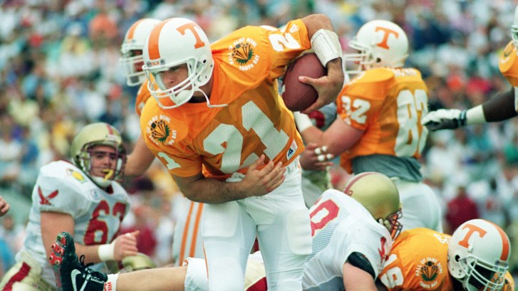 former qb Heath Shuler has huge hands