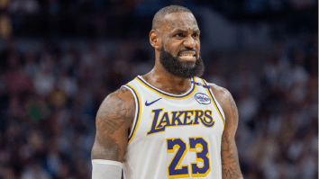 LeBron James Booed On The Street In New York By Hecklers