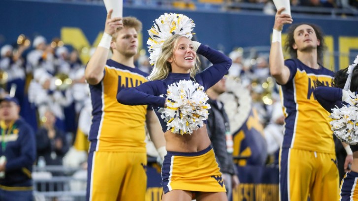 West Virginia football cheerleaders
