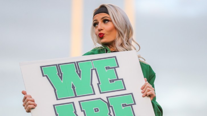 Marshall Thundering Herd football cheerleader