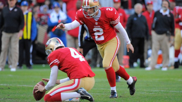David Akers kicks field goal in 2012