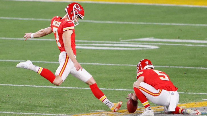 harrison Butker kids 62 yard field goal making NFL history