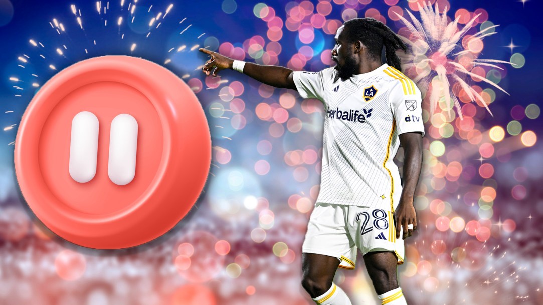 MLS Fireworks Galaxy Whitecaps Sprints Delay Protest Taunt 4th of July