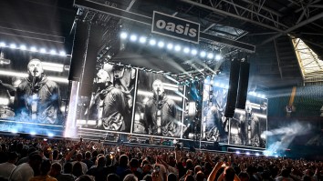 The First Oasis Concert In 16 Years Had Grown Men Weeping With Joy (Video)