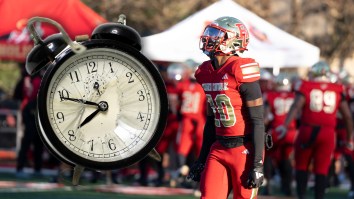Illinois High School Blows Top-25 Football Game With Boneheaded Clock Management Decision