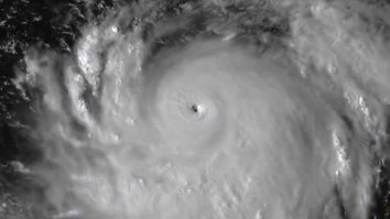 Watch Hurricane Erin Intensify Into A Lightning-Fueled Category 5 Storm Capable Of Creating 100-Foot Waves