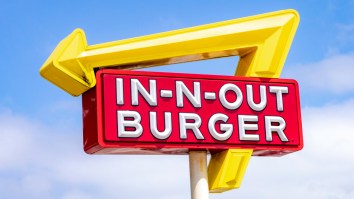 Washington State’s First In-N-Out Attracted An Ocean Of Cars As People Waited Up To 12 Hours To Try It