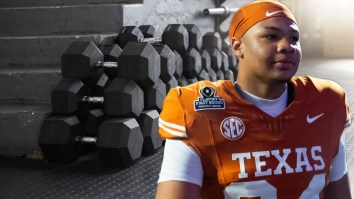 Texas Tight End Reveals Unreal Weight Gain After Dropping Basketball To Bully Tiny DBs