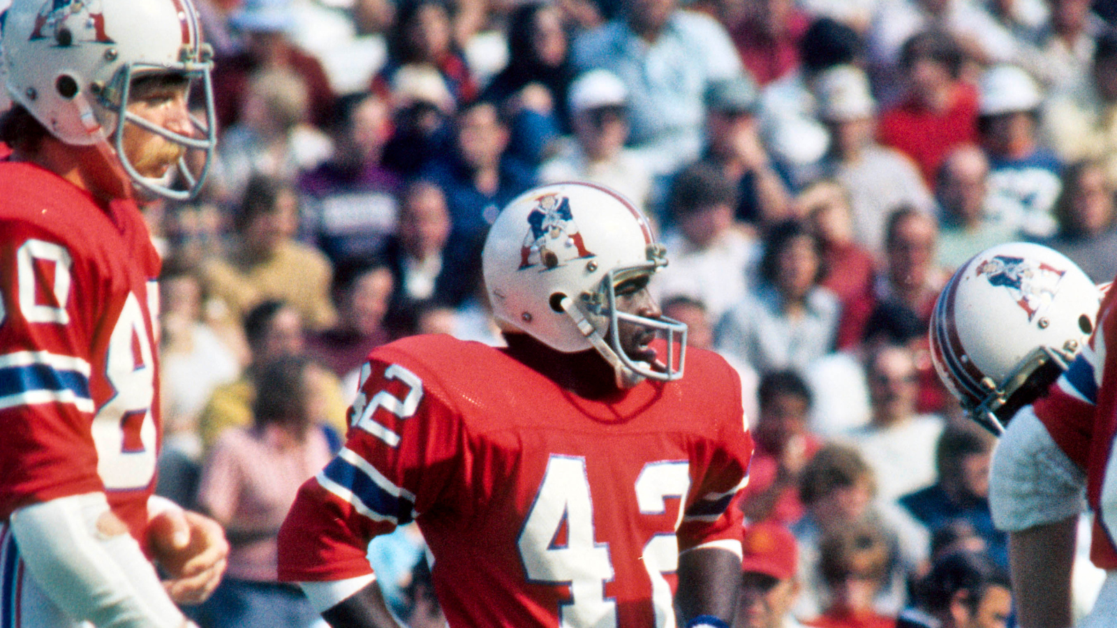 shortest NFL players in history New England Patriots running back Mack Herron 