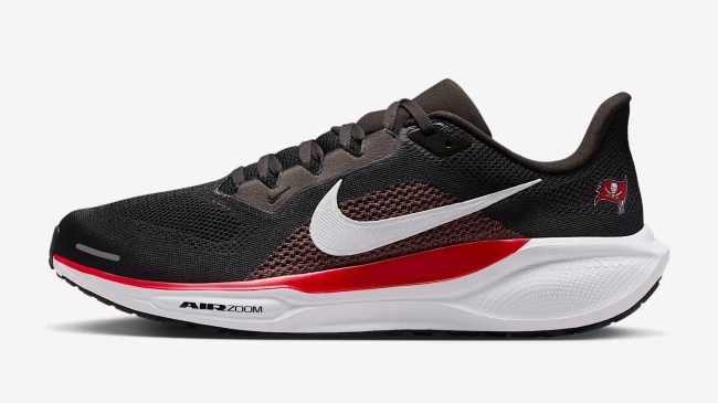 Nike Pegasus 41 shoes - Buccaneers for Week 6