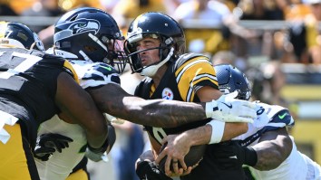 Hall of Fame QB And Ex-Head Coach Among NFL Analysts Saying That Aaron Rodgers Looks Cooked