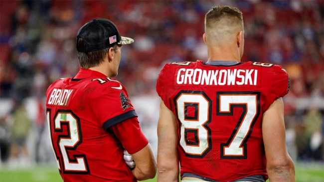 quarterback-Tom-Brady-and-tight-end-Rob-Gronkowski