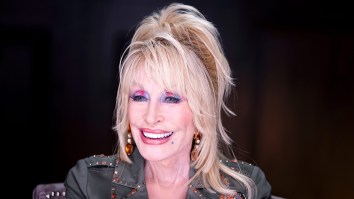 Dolly Parton’s Sister Provides New Health Update That Seems More Grim Than We Initially Thought